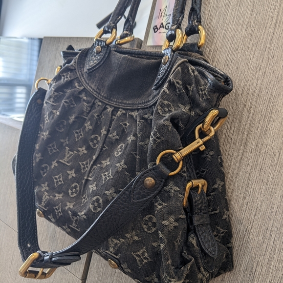 Louis Vuitton: Monogram Denim Celebrity Neo Cabby MM - Picture 7 of 16